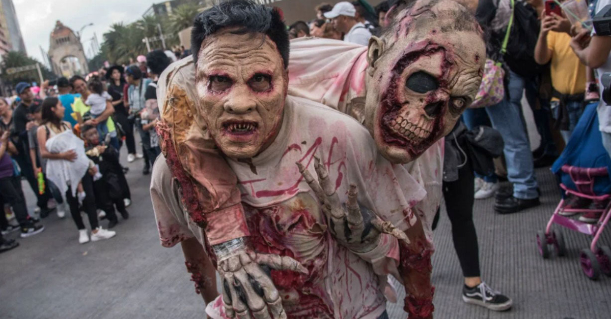 The Zombie March returns to Mexico City for the fifteenth year