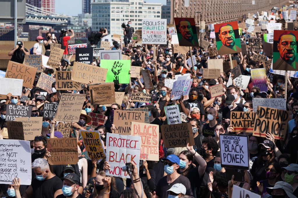 Protesters can be seen together across the Brooklyn Bridge over the death of George Floyd. 